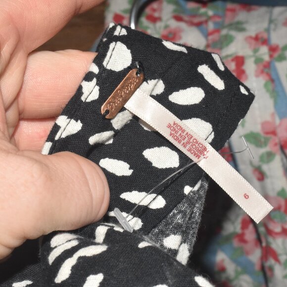 Free People Black High Waisted Funky Short Size 6! - Picture 5 of 5